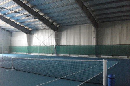 Теннисный корт на 2 площадки